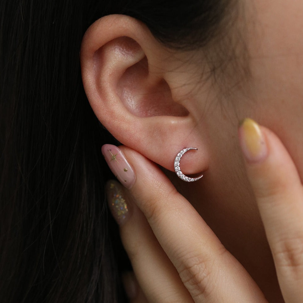 Crescent moon earrings-4