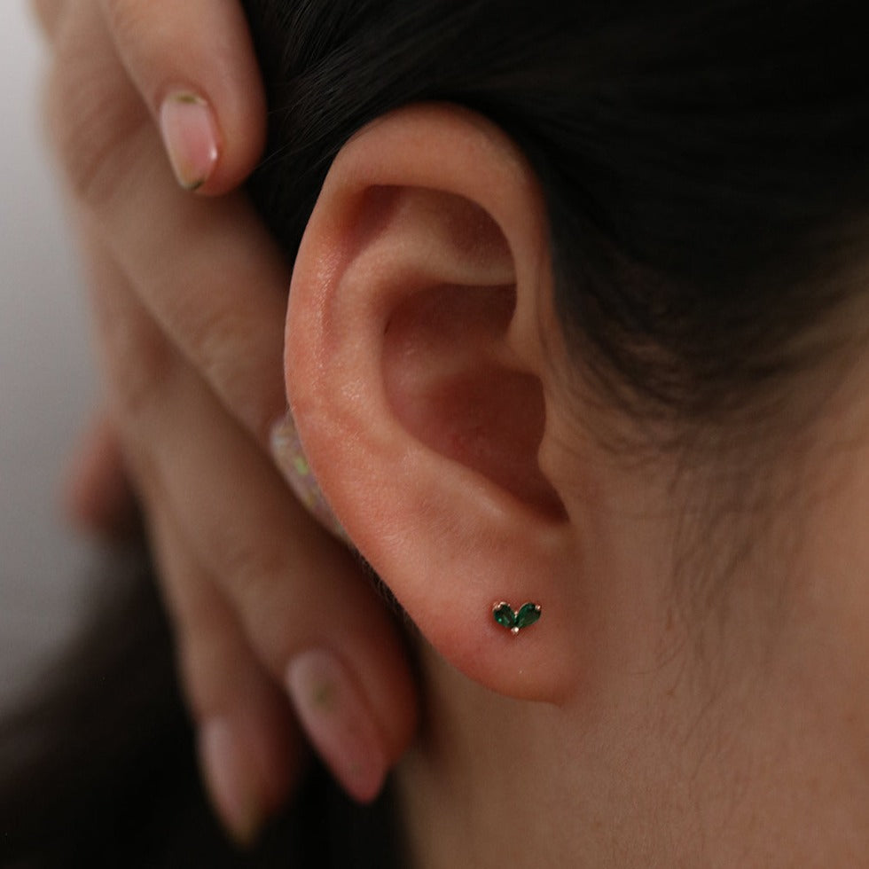 Tiny green leaf stud earrings-4