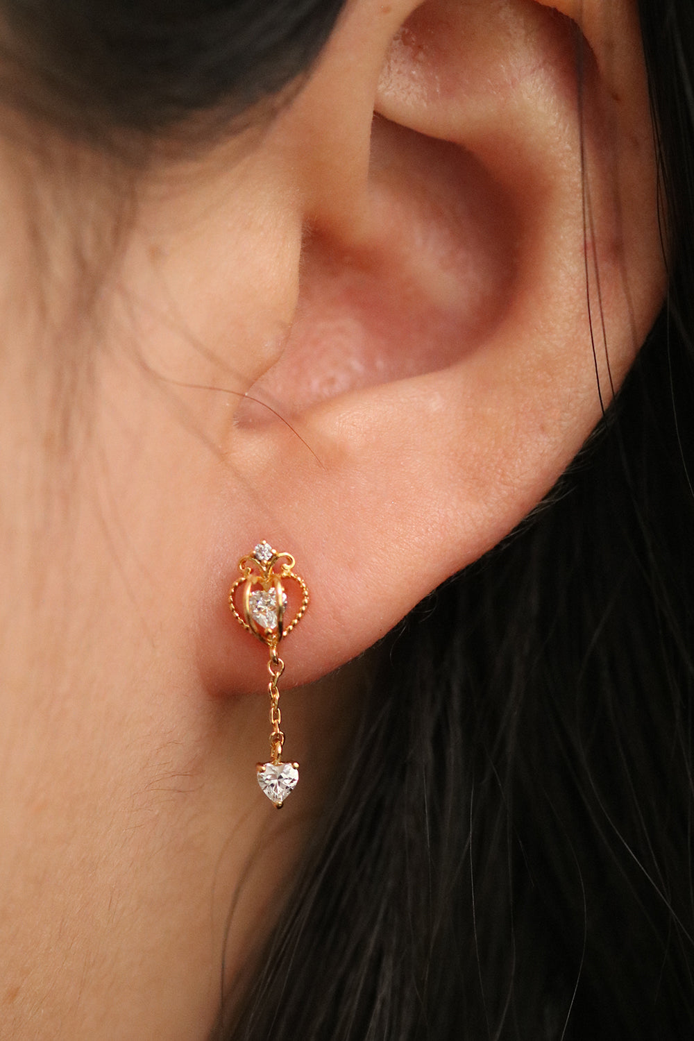 Heart crown dangle earrings-4