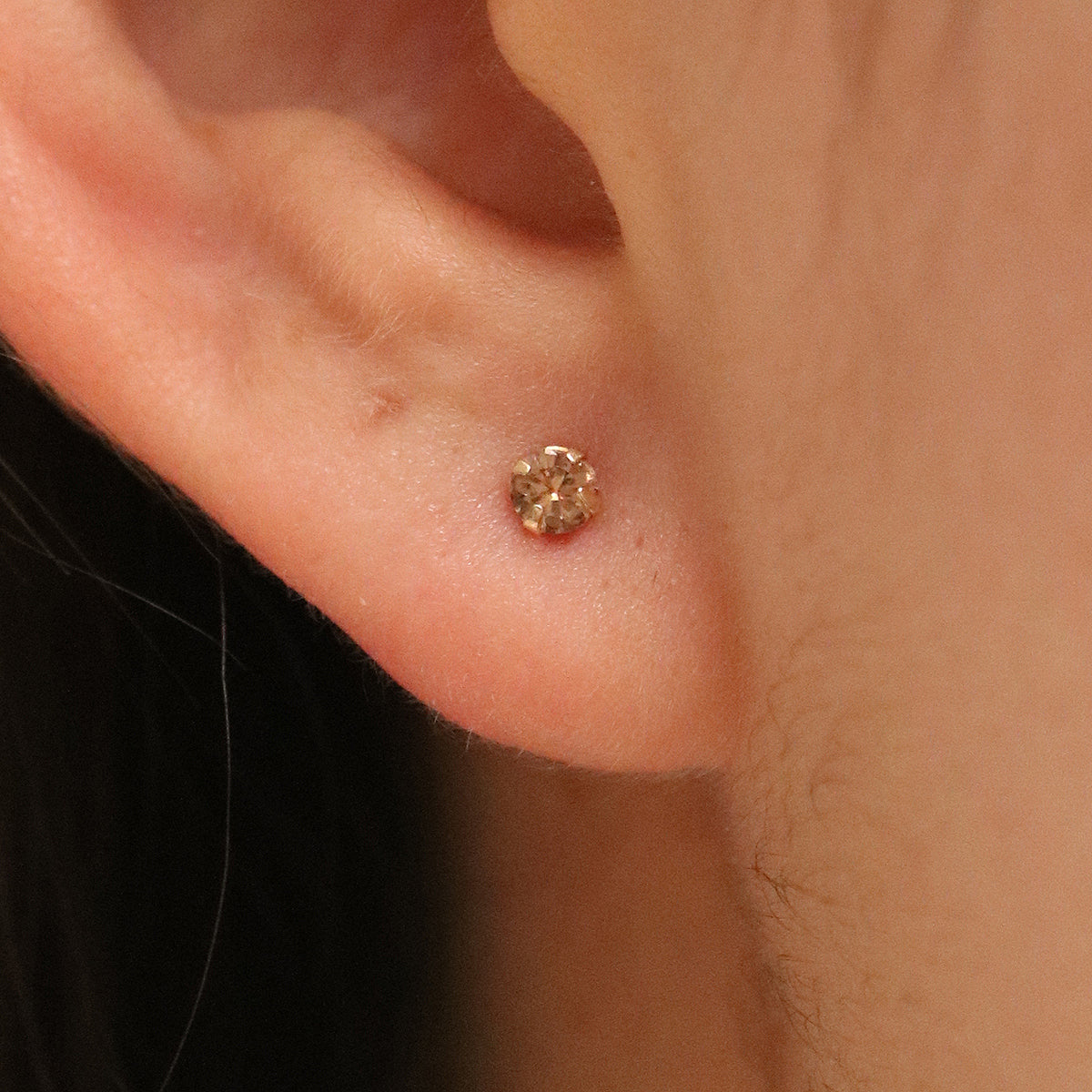 Cognac 3mm studs-1