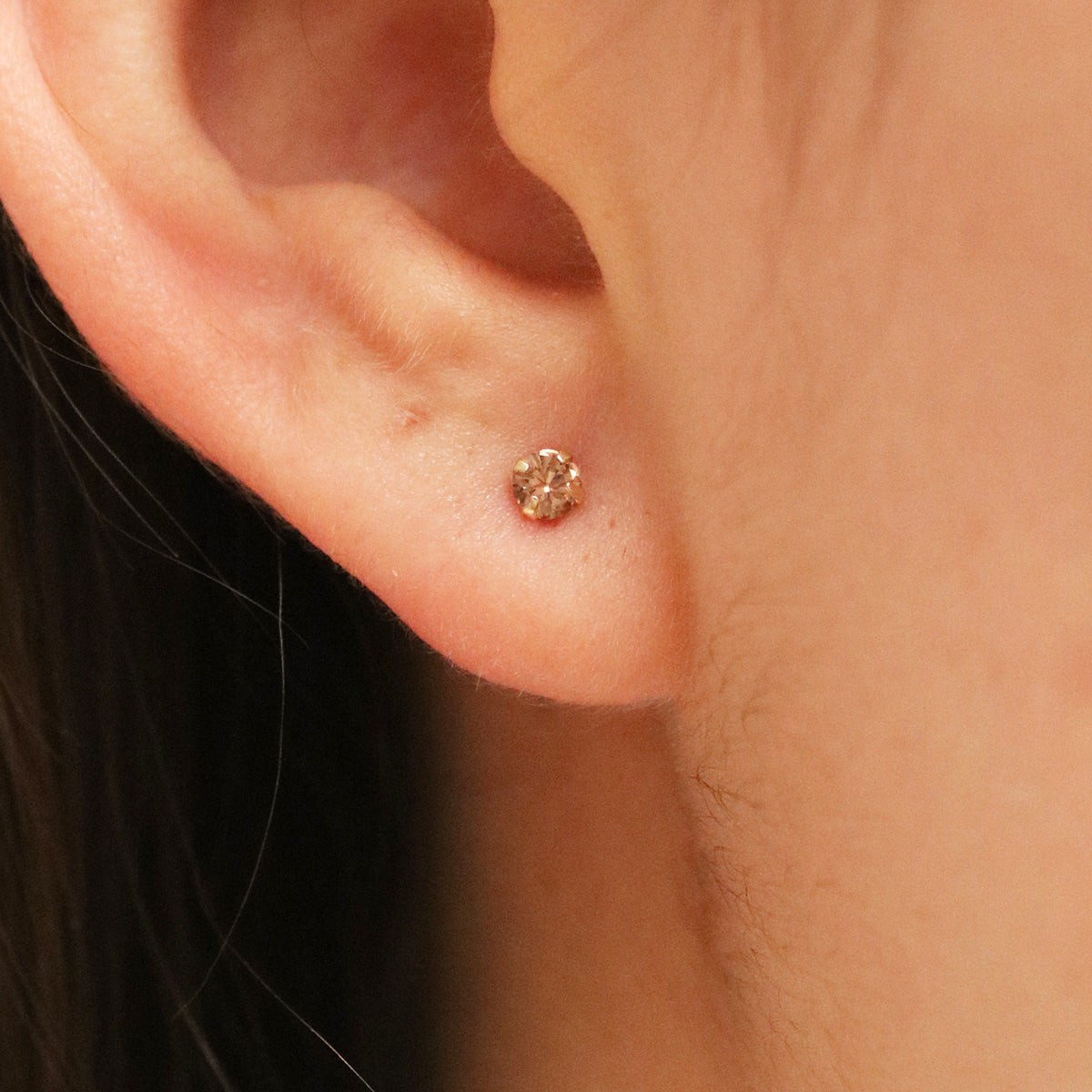 Cognac 3mm studs-2