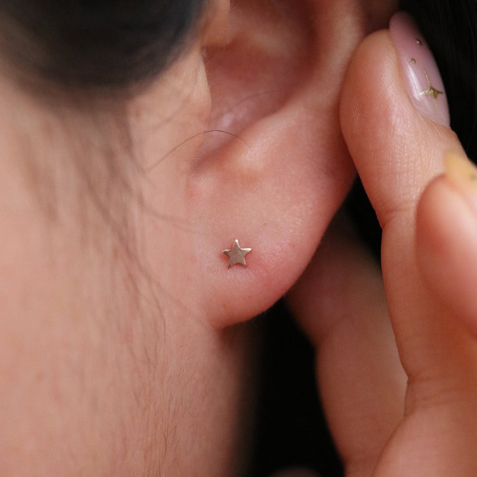 Tiny star stud earrings-3