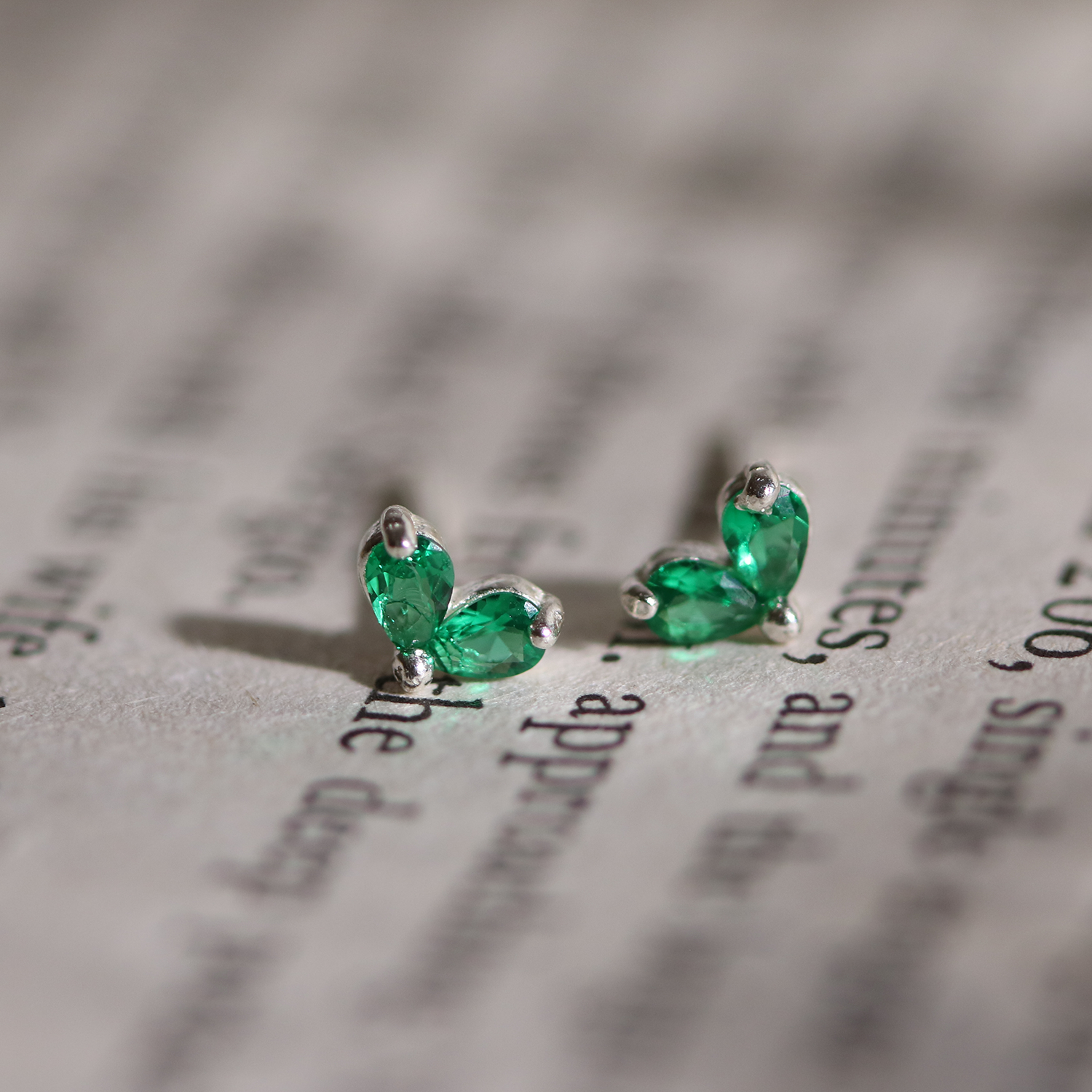 Tiny green leaf stud earrings-1